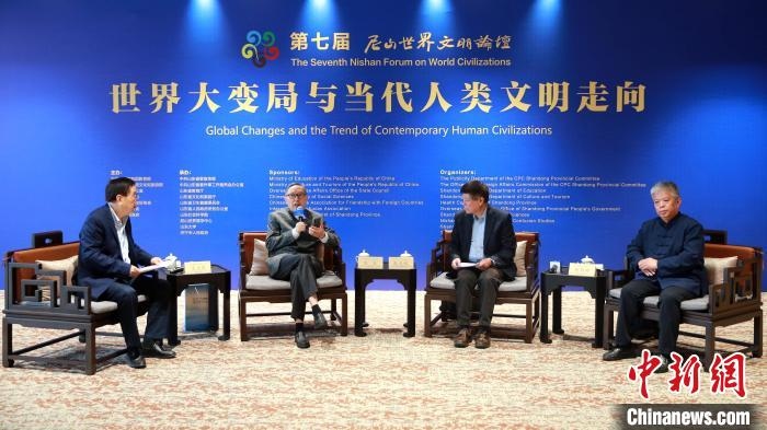 9月27日，第七屆尼山世界文明論壇首場高端對話舉行。　梁犇 攝
