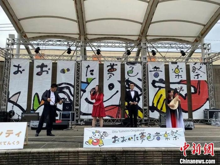 圖為，武漢歌舞劇院參加日本大分市“夢色音樂節(jié)” 武漢文旅局供圖