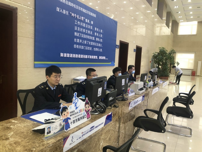 中共黨員、一等功榮立者王曙光不言放棄，堅持到比賽最后（王鵬）.jpg