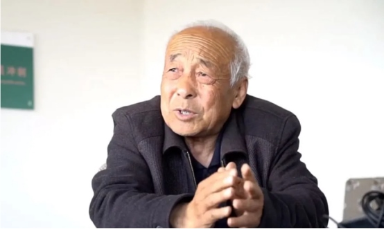 世界地球日，不忘治沙人1782.png