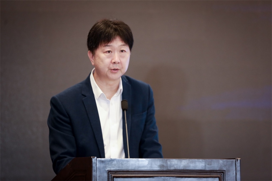 中國民主法制出版社黨委書記、社長、總編輯 劉海濤