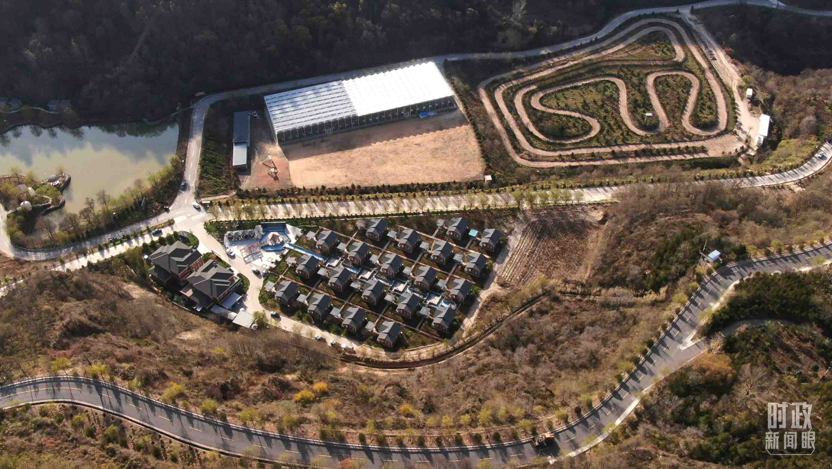 △延安市安塞區(qū)高橋鎮(zhèn)南溝村。2022年10月，總書記曾到這里考察調(diào)研。（總臺記者劉海濤、錢金庫拍攝）