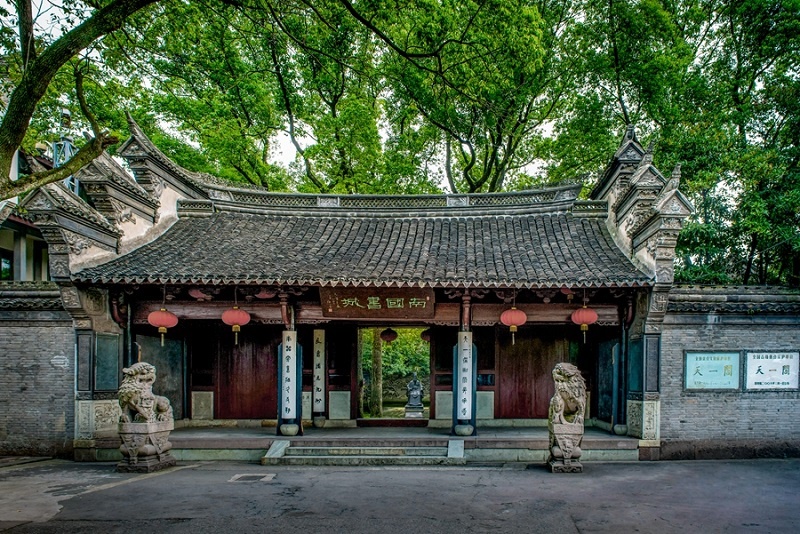 天一閣正門。 天一閣博物院供圖
