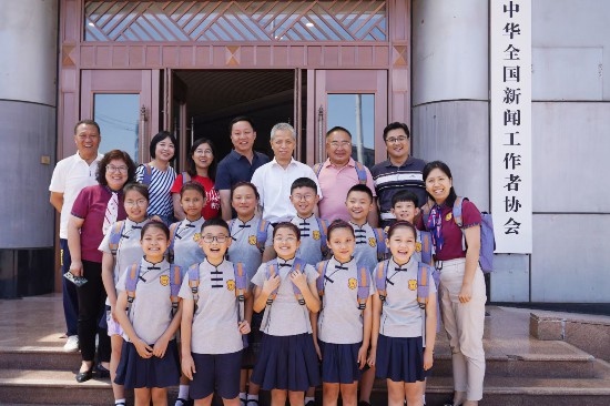 文縣東壩童聲合唱團(tuán)的孩子們在中國記協(xié)。