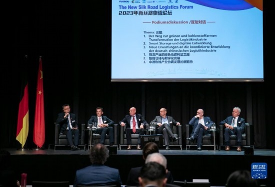 9月21日，中德兩國嘉賓參加在德國杜伊斯堡舉辦的2023新絲路物流論壇。新華社記者 張帆 攝