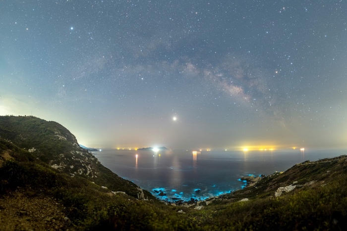 西涌國際暗夜社區(qū)夜間美景。深圳市天文臺供圖