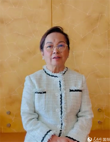菲律賓前總統(tǒng)阿羅約通過視頻發(fā)表致辭。人民網(wǎng)記者樊帆 攝