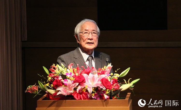 日中科學(xué)技術(shù)交流協(xié)會(huì)會(huì)長(zhǎng)山脅道夫致辭。人民網(wǎng) 許可攝