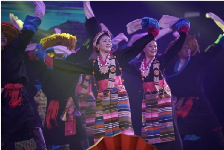 圖為2024“歡樂春節(jié)”中泰互致新春賀辭活動(dòng)現(xiàn)場(chǎng)。 中國駐泰國大使館文化處供圖