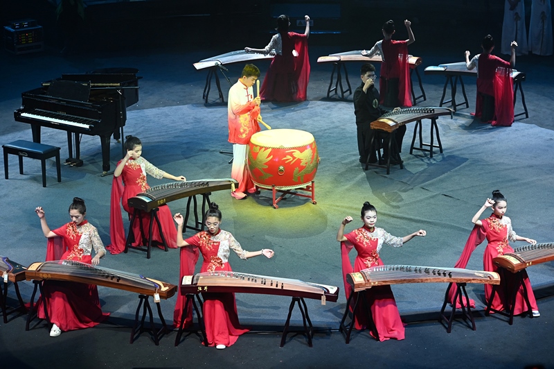2024年1月21日，廣州，“第二屆粵港澳大灣區(qū)青少年音樂周”頒獎典禮在融創(chuàng)廣州大劇院舉行。