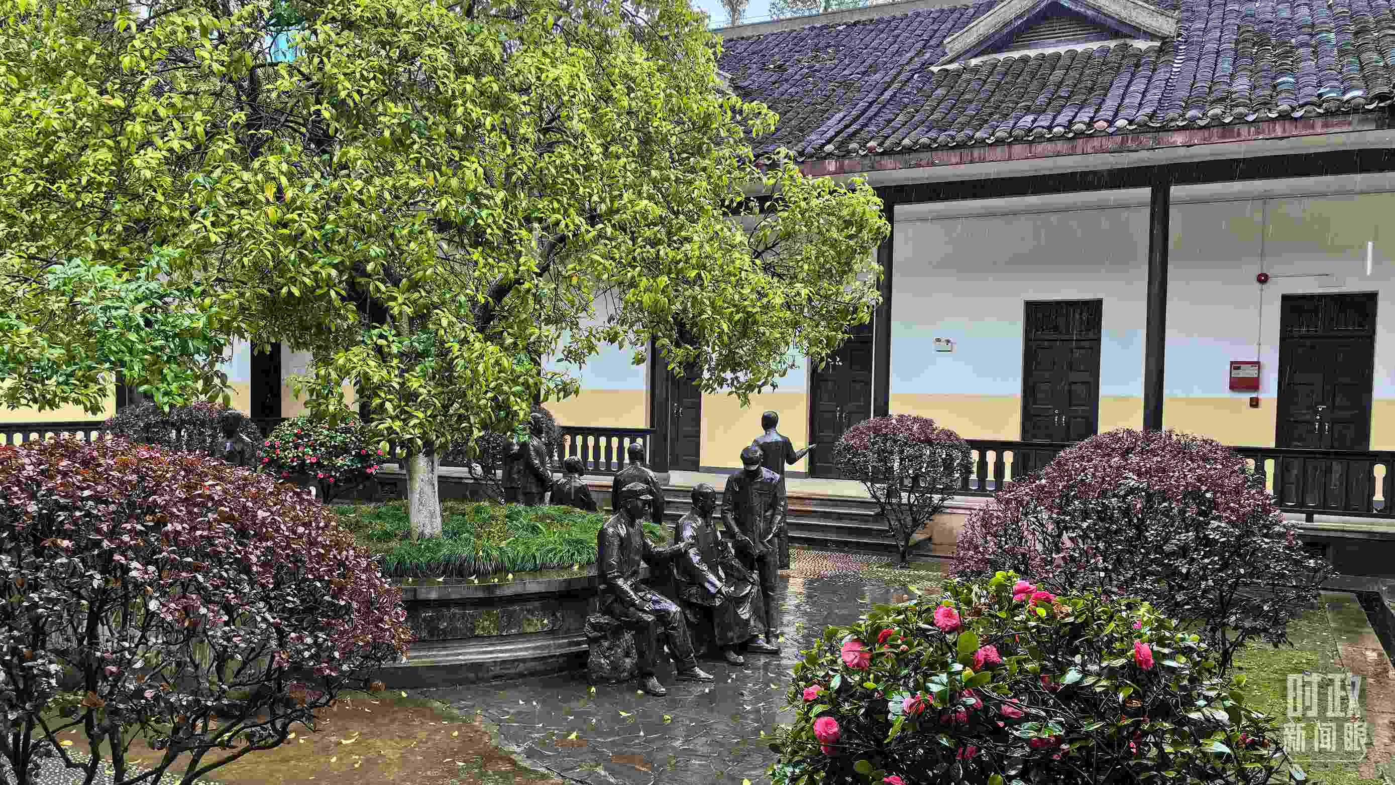 △湖南第一師范學(xué)院（城南書院校區(qū)）校園里。（總臺(tái)央視記者趙化拍攝）
