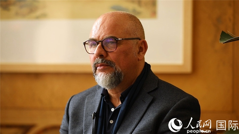 意大利陶瓷城市協(xié)會副會長保羅·馬賽蒂接受人民網(wǎng)專訪。人民網(wǎng) 劉動攝