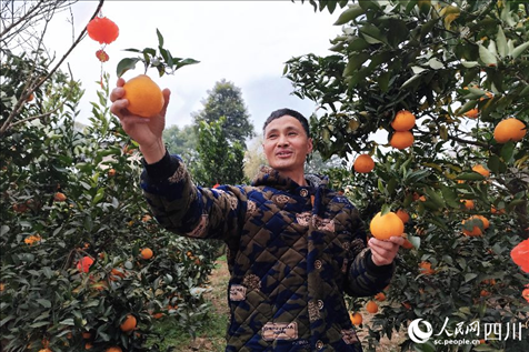 鐵牛村村民趙光進(jìn)。人民網(wǎng)記者 朱虹攝