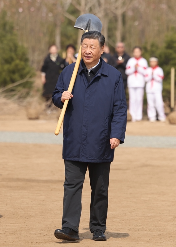 2024年4月3日，習(xí)近平總書(shū)記來(lái)到北京市通州區(qū)潞城鎮(zhèn)參加首都義務(wù)植樹(shù)活動(dòng)。