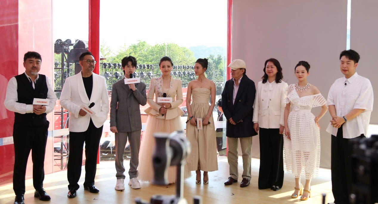 “品牌助力電影”公益直播活動現(xiàn)場。主辦方供圖