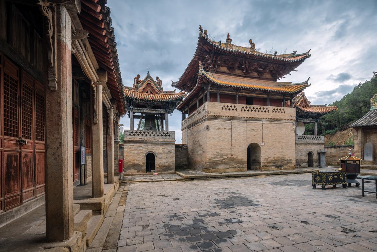 全國(guó)重點(diǎn)文物保護(hù)單位開(kāi)化寺。 蘇唐詩(shī) 攝