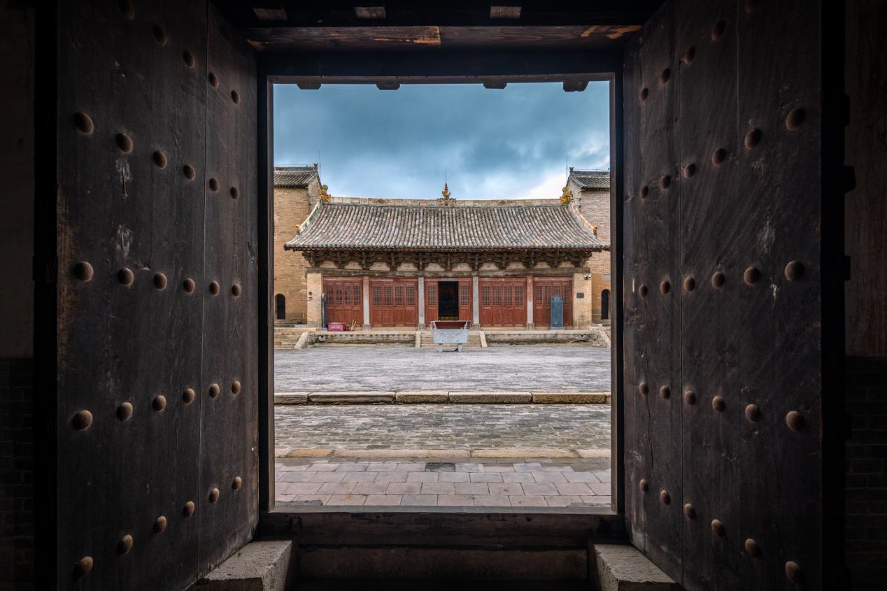 高平市崇明寺一角。蘇唐詩(shī)攝