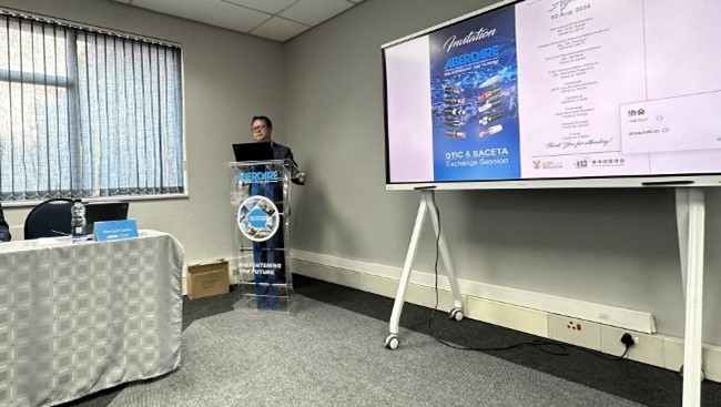 中國駐南非大使館參贊邱忠義致辭。南中經(jīng)貿(mào)協(xié)會供圖