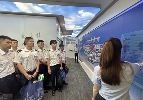 南京航空航天大學(xué)學(xué)子赴多地開(kāi)展社會(huì)實(shí)踐。校方供圖