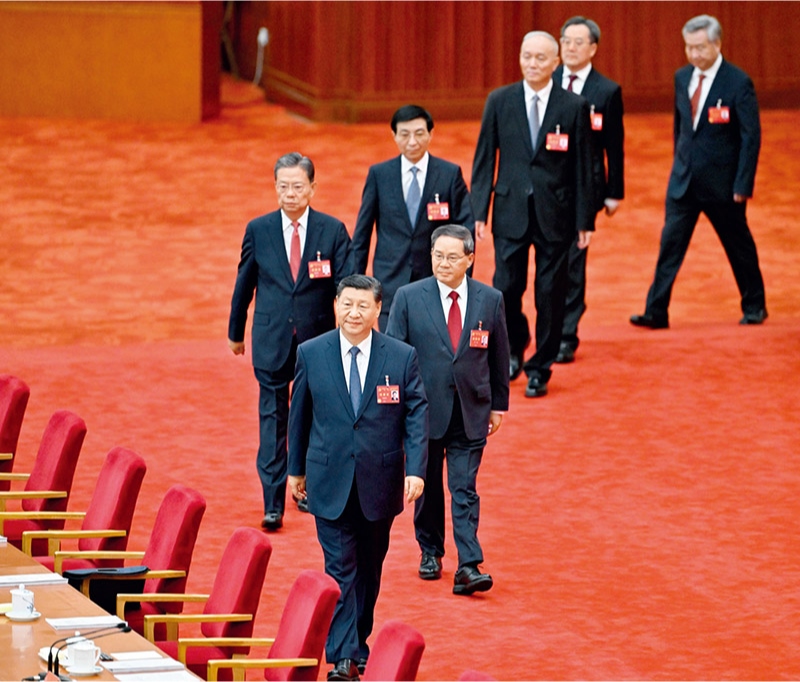 中國(guó)共產(chǎn)黨第二十屆中央委員會(huì)第三次全體會(huì)議，于2024年7月15日至18日在北京舉行。這是習(xí)近平、李強(qiáng)、趙樂(lè)際、王滬寧、蔡奇、丁薛祥、李希等步入會(huì)場(chǎng)。 新華社記者 岳月偉/攝
