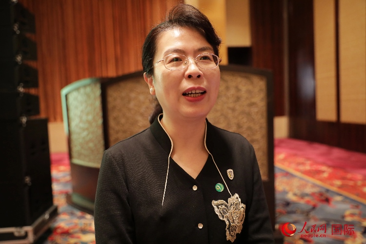 北京外國語大學亞洲學院院長、中國馬來研究中心主任蘇瑩瑩教授接受人民網(wǎng)采訪。人民網(wǎng) 王婧攝