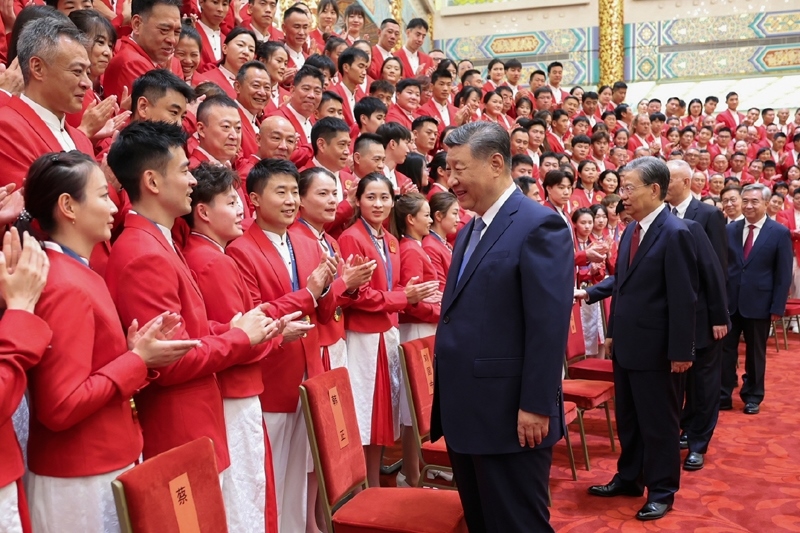 2024年8月20日，習(xí)近平總書記在人民大會(huì)堂接見(jiàn)第33屆夏季奧林匹克運(yùn)動(dòng)會(huì)中國(guó)體育代表團(tuán)全體成員。