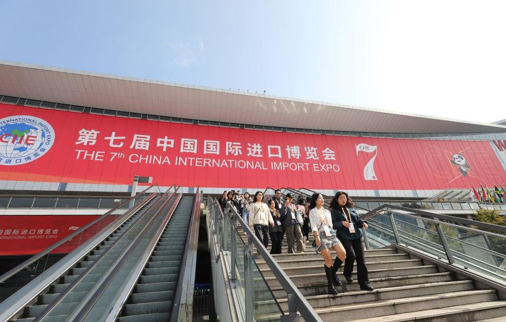 第七屆進(jìn)博會(huì)按年計(jì)意向成交額超八百億美元。