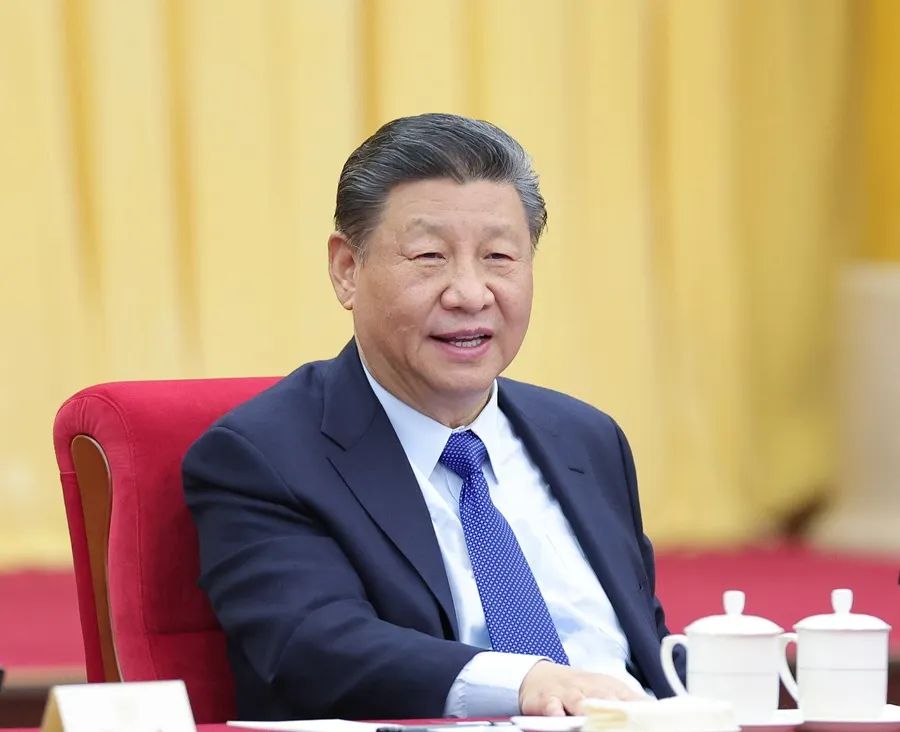 2024年3月6日，習近平看望參加全國政協(xié)十四屆二次會議的民革、科技界、環(huán)境資源界委員，并參加聯(lián)組會，聽取意見和建議。新華社發(fā)（盛佳鵬攝）