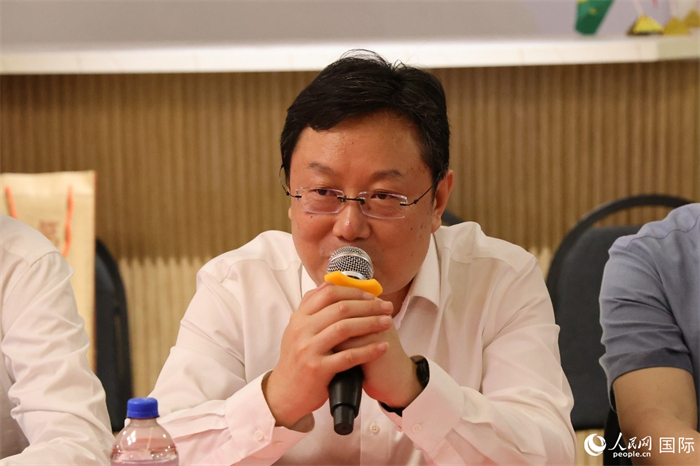 山東省濰坊市副市長(zhǎng)狄波在座談會(huì)上致辭。人民網(wǎng)記者 陳海琪攝
