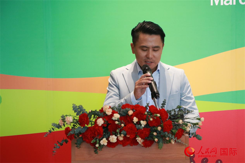 泰國華人青年商會會長刁刻佳發(fā)表講話。朱瀟逸攝