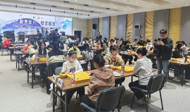 比賽現(xiàn)場(chǎng)。人民網(wǎng)記者 李乃妍攝