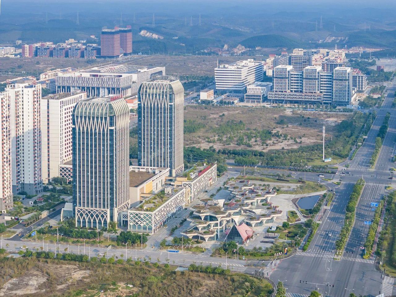 2023年11月，廣西欽州，航拍中國—馬來西亞欽州產(chǎn)業(yè)園區(qū)。