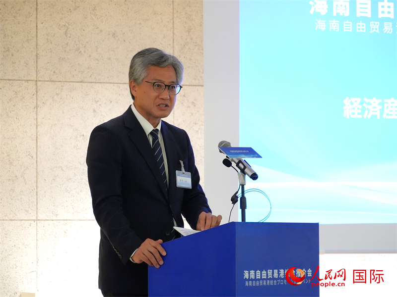 日本經(jīng)濟(jì)產(chǎn)業(yè)省通商政策局審議官田中一成致辭。人民網(wǎng) 許可攝